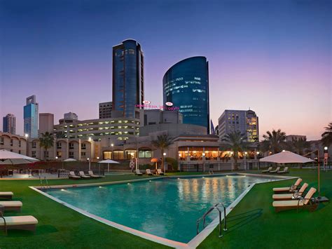 crowne plaza hotel bahrain